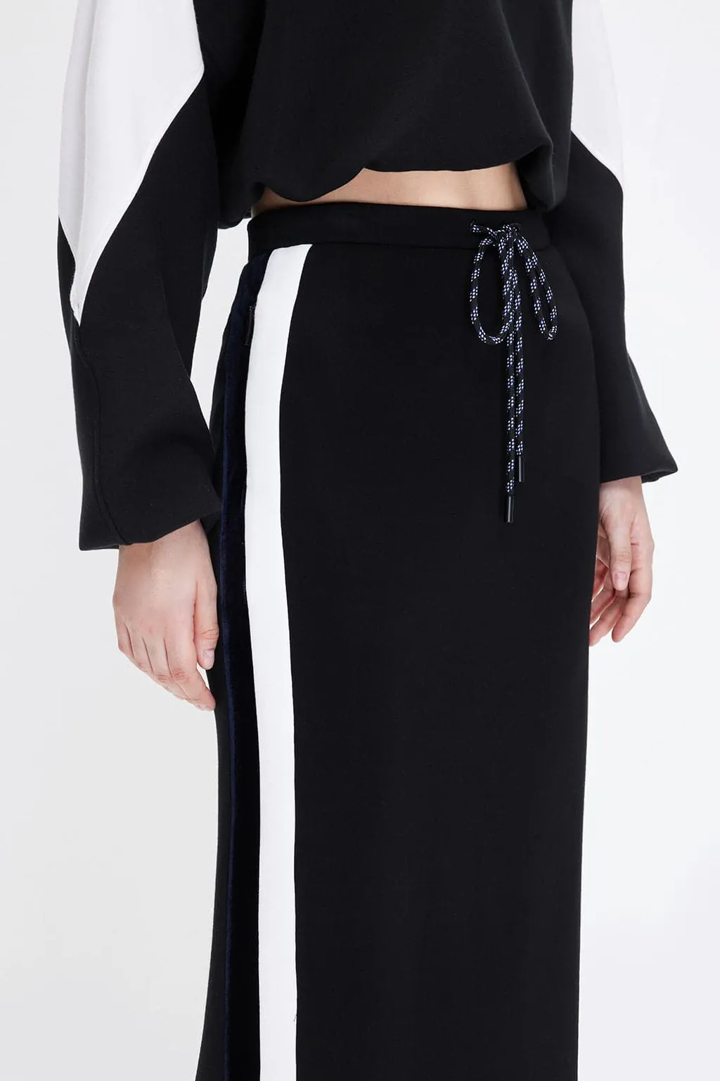 Black And Blue Colourblock Sporty Slit Skirt