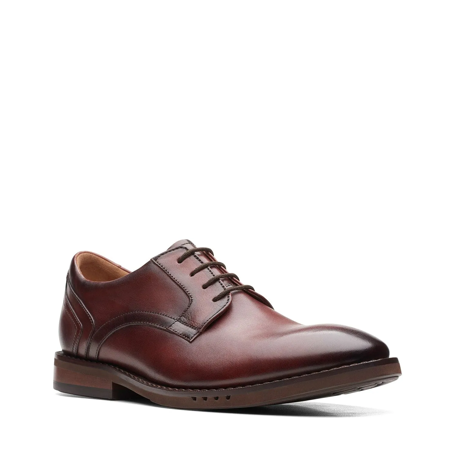 Clarks Un Hugh Lace Shoes (Standard Fit)