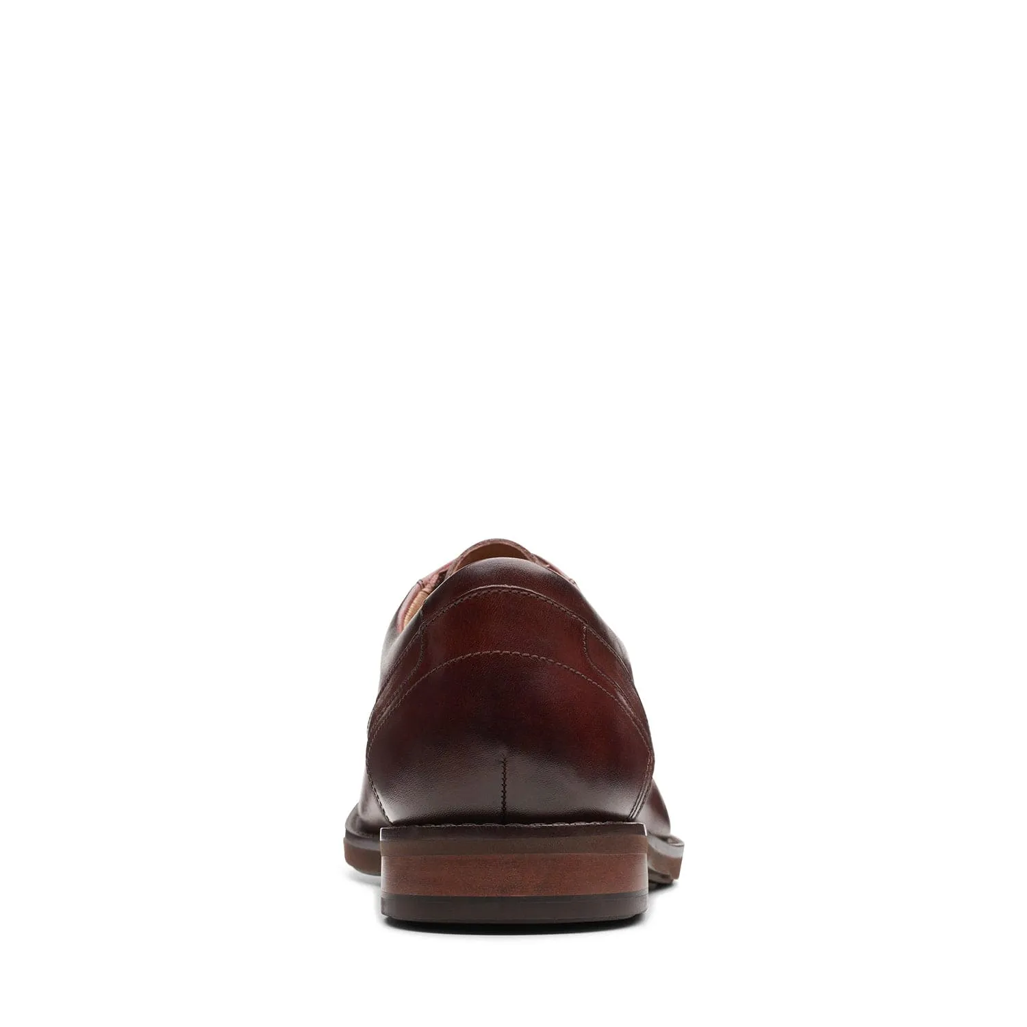 Clarks Un Hugh Lace Shoes (Standard Fit)