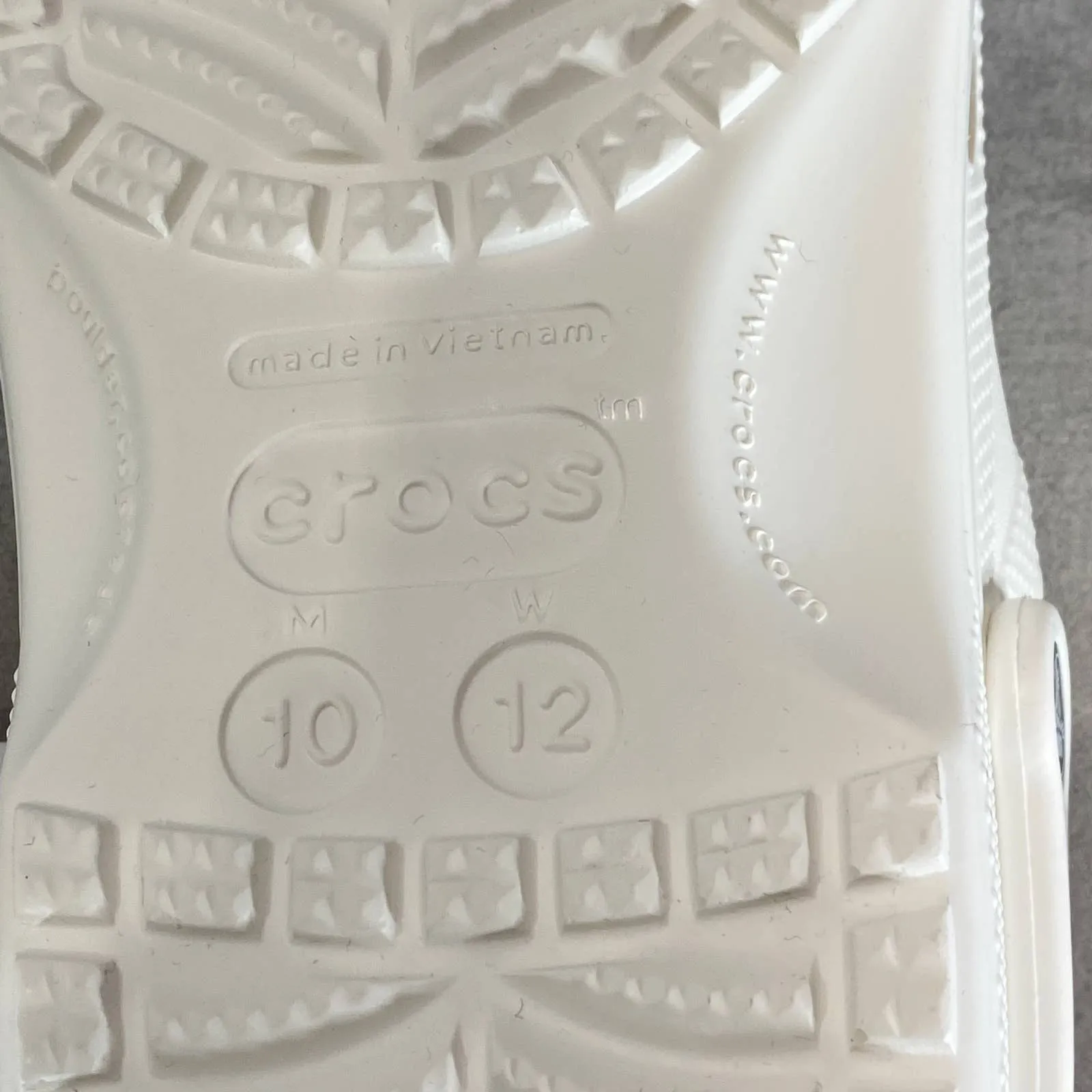 CROCS Unisex White Slip-On Heel Strap Lightweight Classic Clog Sandal SZ M10/W12