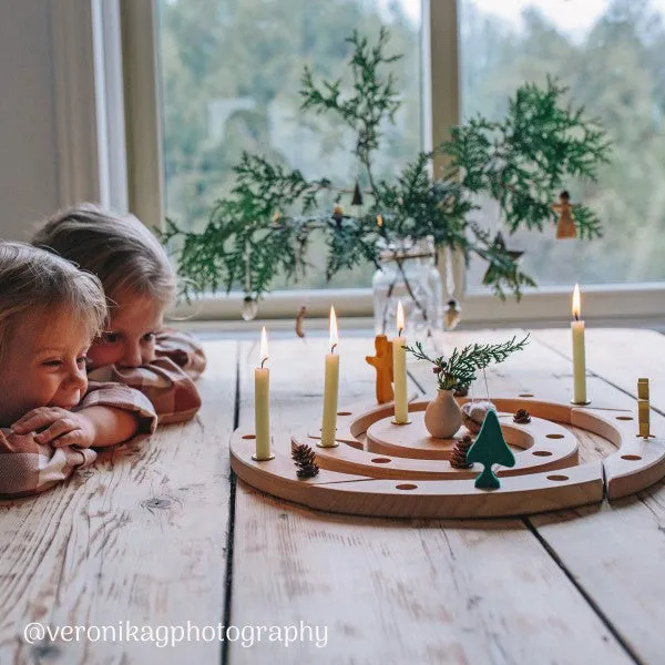 Grimm's wooden birthday and advent spiral - natural