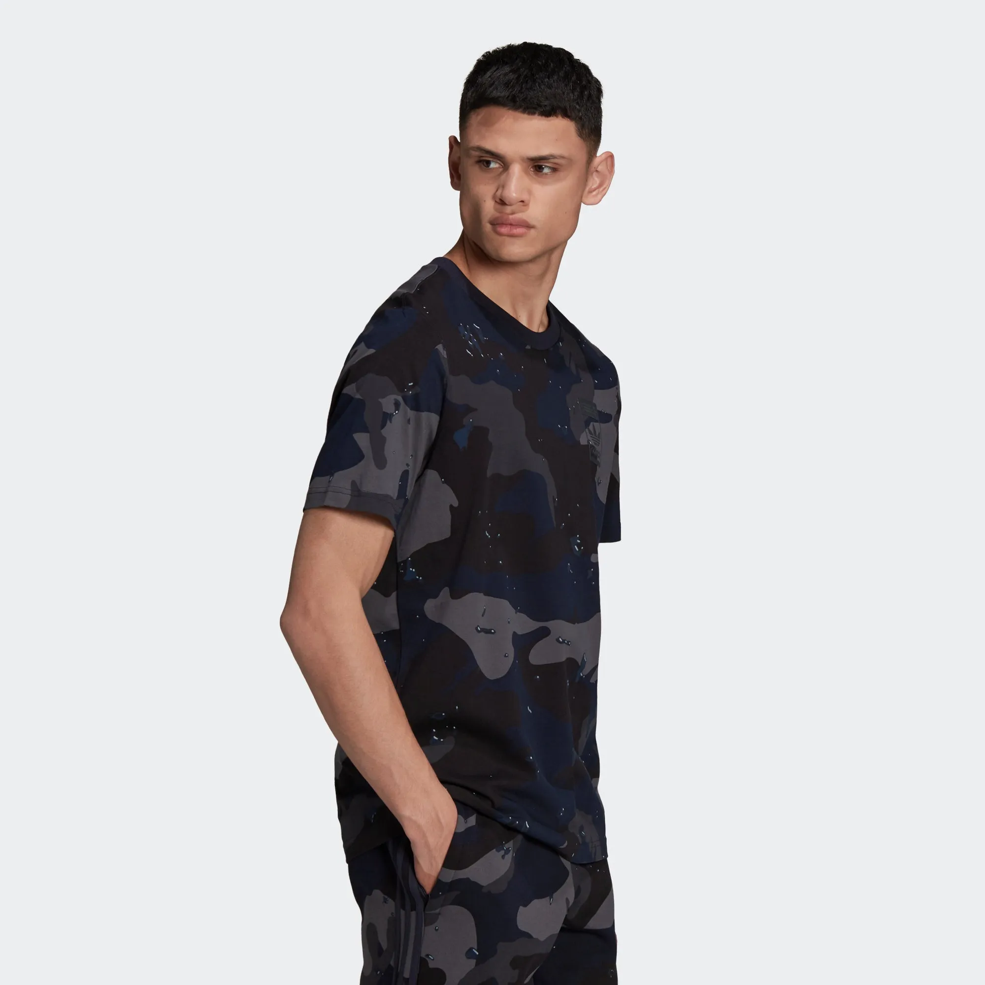 Men’s adidas Originals Graphics Camo Allover Print Tee Night Navy