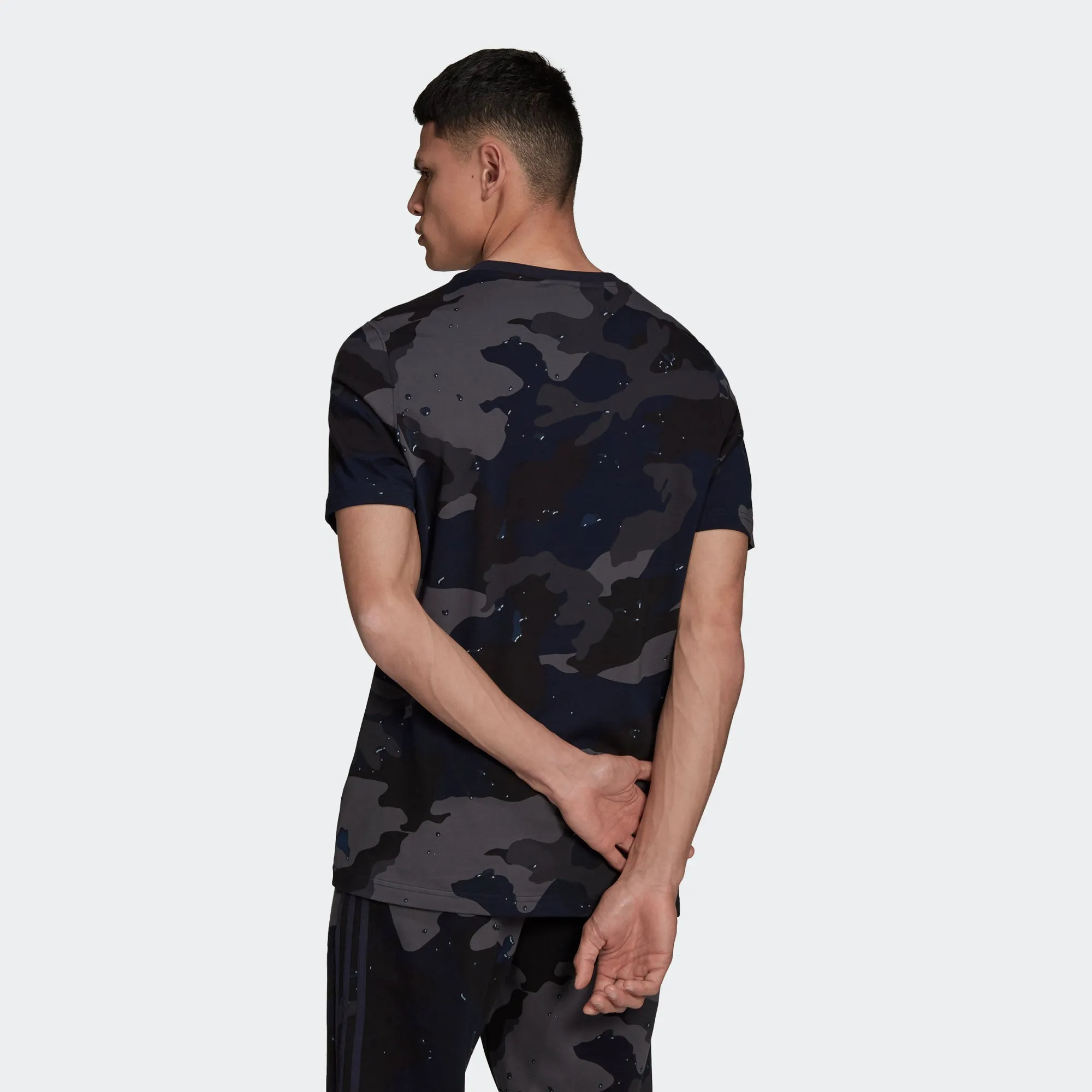 Men’s adidas Originals Graphics Camo Allover Print Tee Night Navy