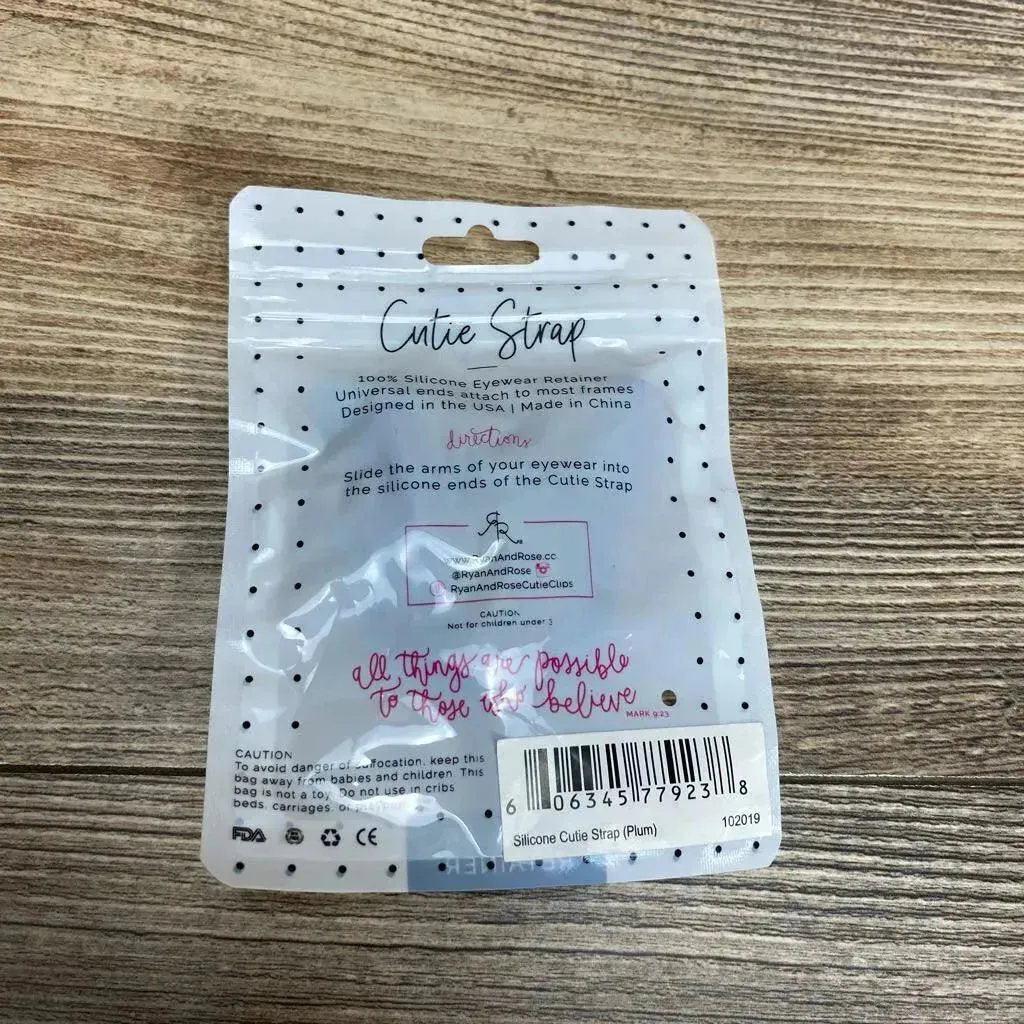 NEW Ryan & Rose Cutie Strap Eyewear Retainer Plum