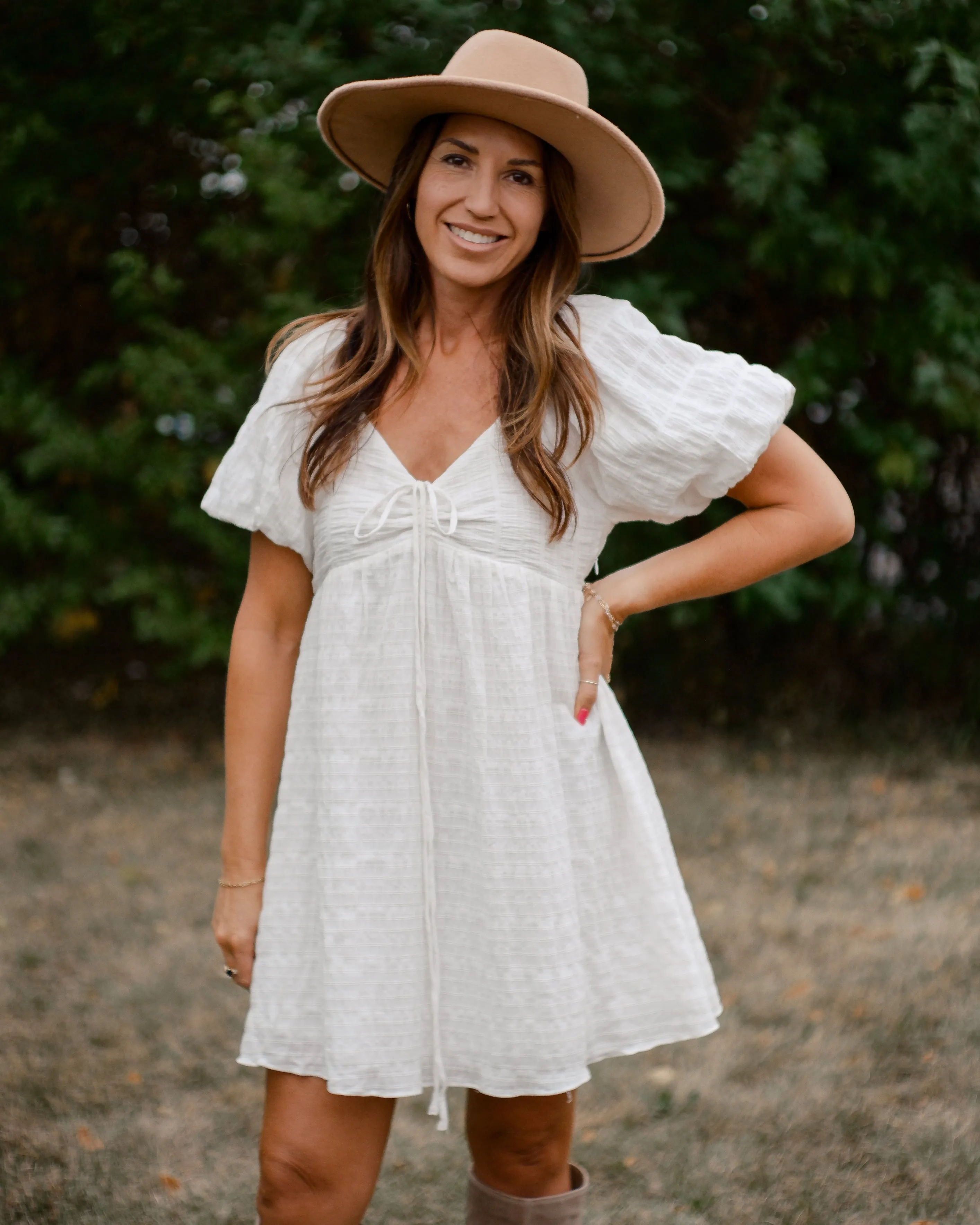 PURE SWEETNESS TEXTURED PUFF SLEEVE TIE  MINI DRESS - WHITE