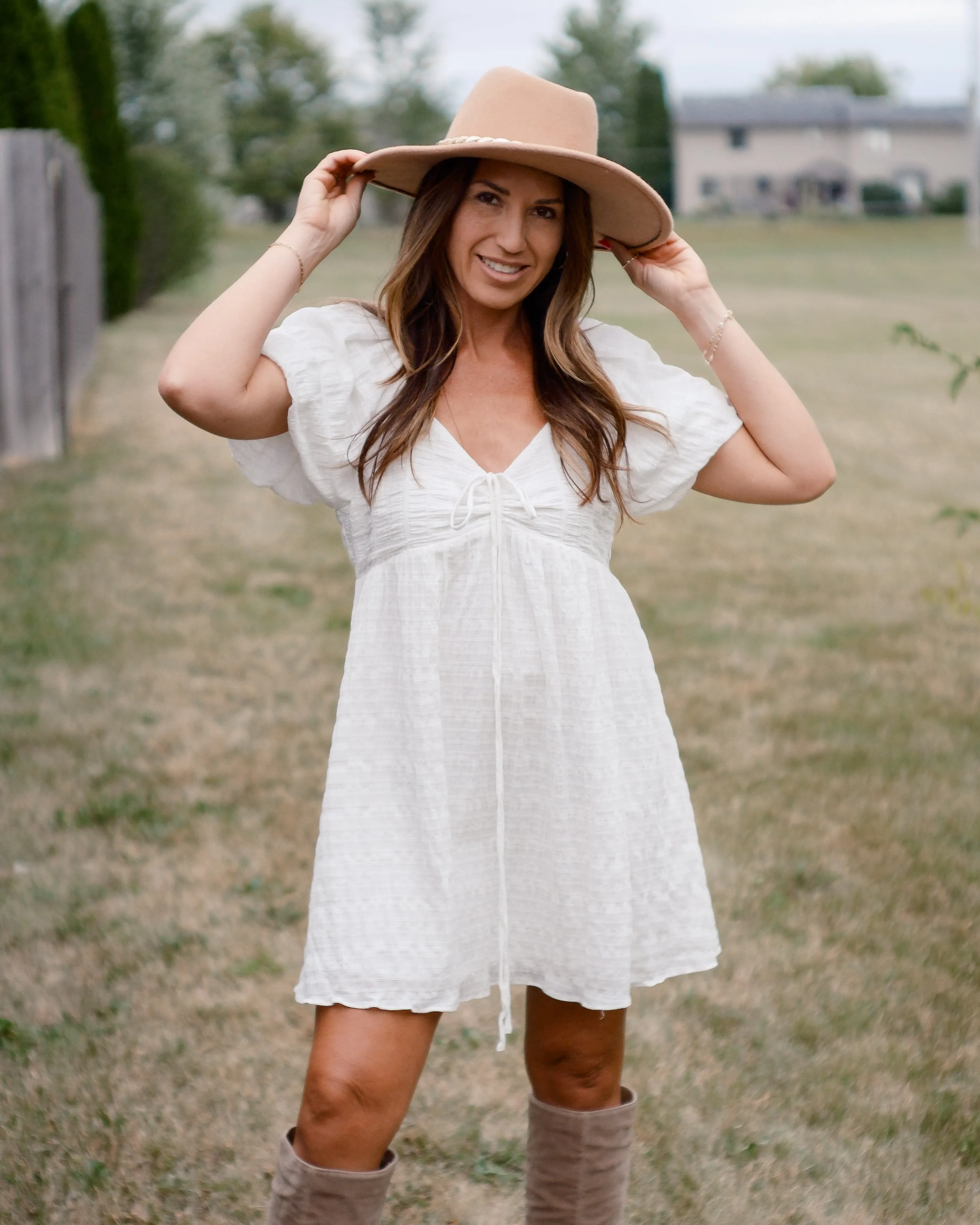 PURE SWEETNESS TEXTURED PUFF SLEEVE TIE  MINI DRESS - WHITE