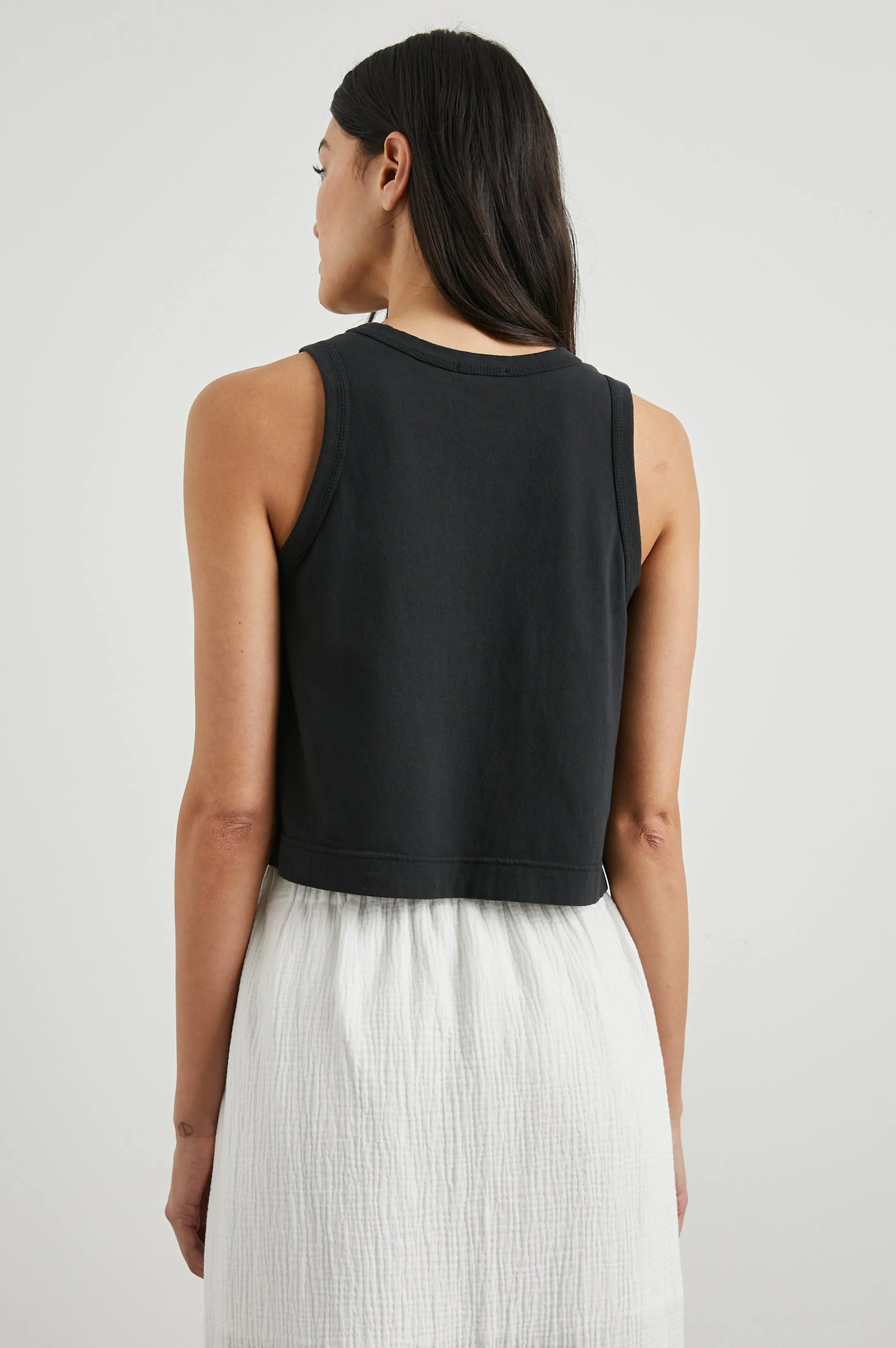 THE BOXY TANK - BLACK