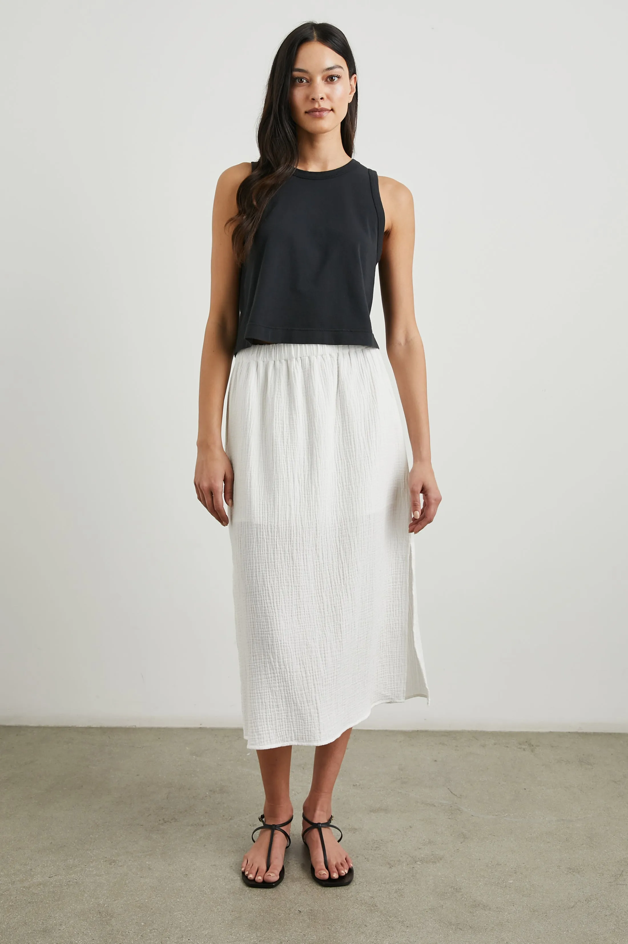 THE BOXY TANK - BLACK